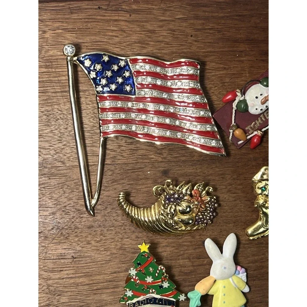Vtg Holiday Brooch Lot Handmade Folk Easter Christmas 4th Quirky Seasonal
